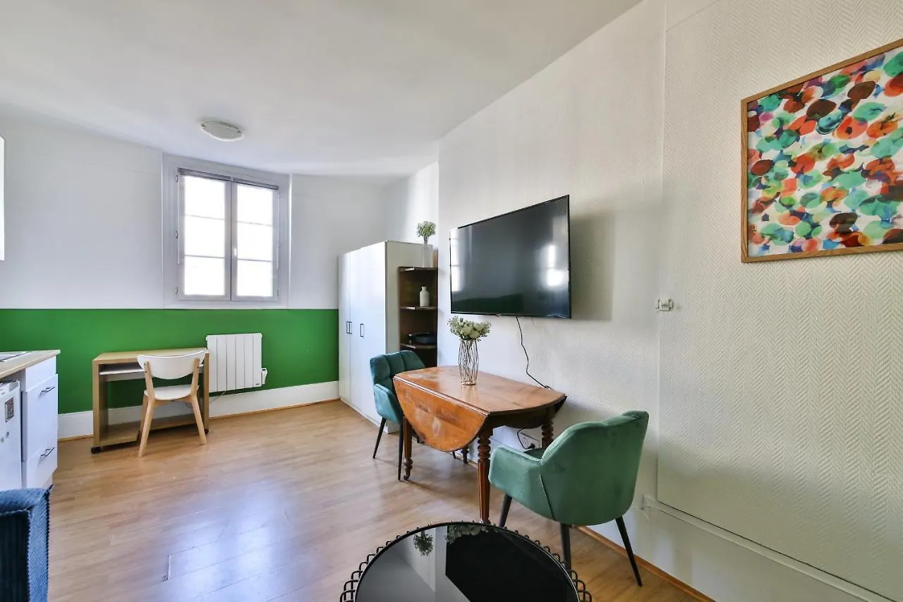 Apartment 41.Studio 2Pers#Sevres-Lecourbe#Necker Paris France